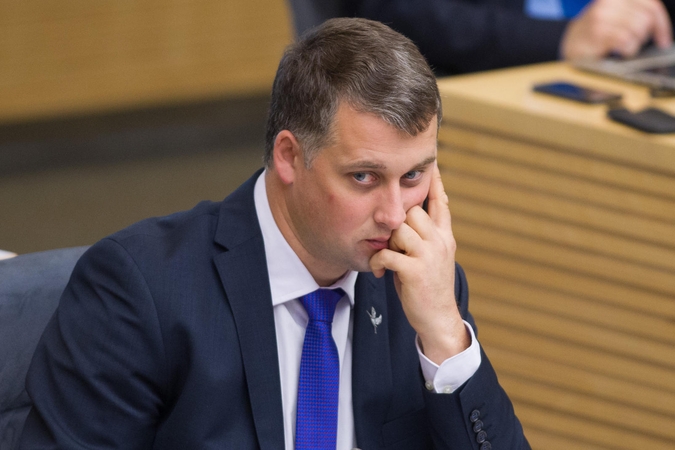 Mažeikiuose suniokota parlamentaro V. Ąžuolo pašto dėžutė