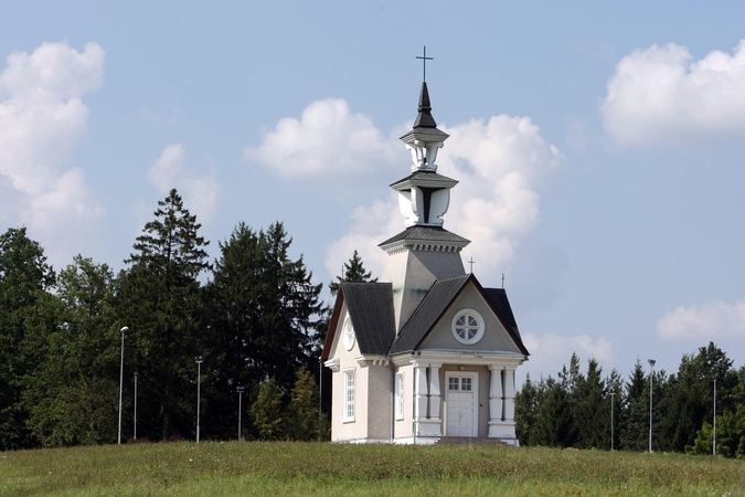 Rainių Kančios koplyčia, pastatyta Rainių kankinių atminimui