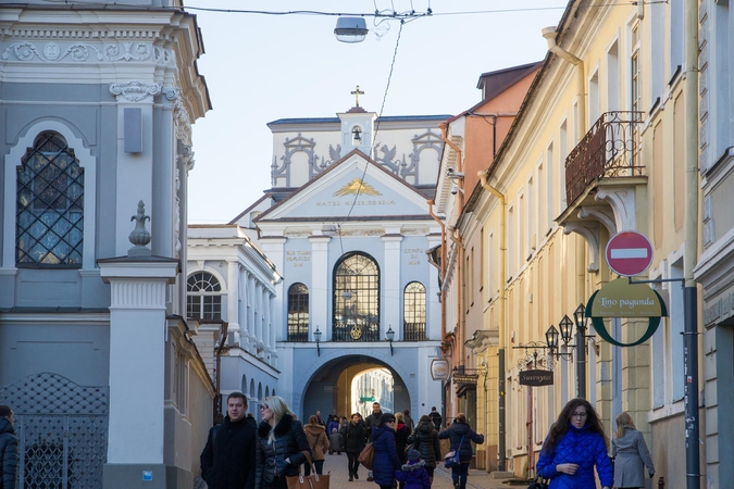 Sekmadienis sostinėje bus debesuotas, galime sulaukti pavasariško lietaus