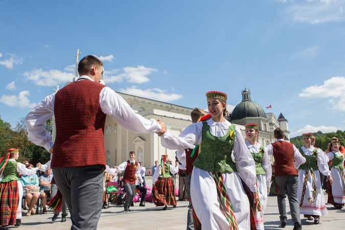 Vyriausybė teikia Seimui naujos redakcijos Dainų švenčių įstatymą
