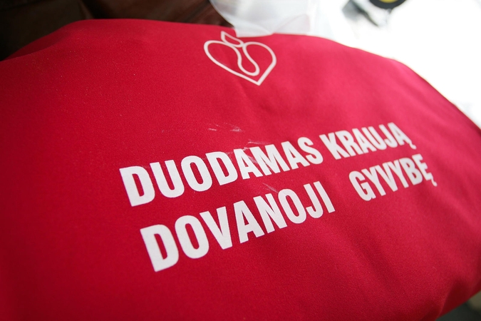 Neatlygintina kraujo donorystė populiarėja ir tarp įmonių