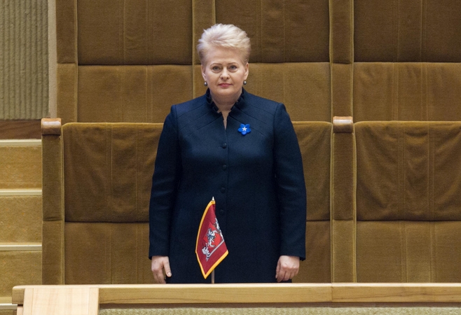 Prezidentė apie JAV ginkluotės dislokavimą: sveikiname ir laukiame