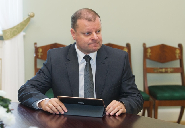 Susirūpino, ar pareigūnai moka naudotis ginklais