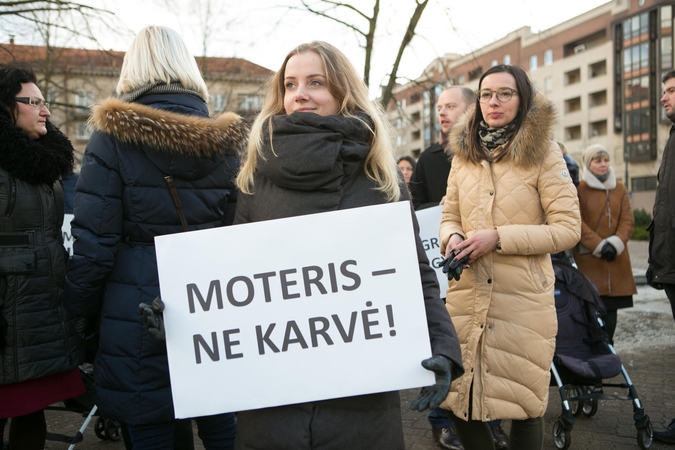 Nuo sausio įsigalios liberalus pagalbinio apvaisinimo įstatymas
