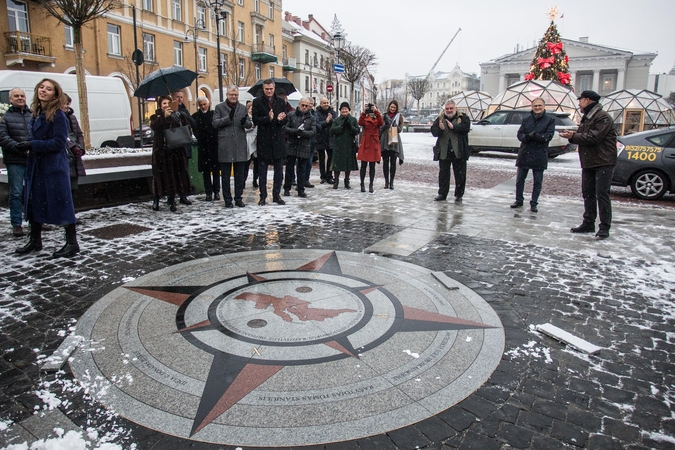 Įamžino vieną garsiausių lietuvių keliautojų – Radvilą Našlaitėlį