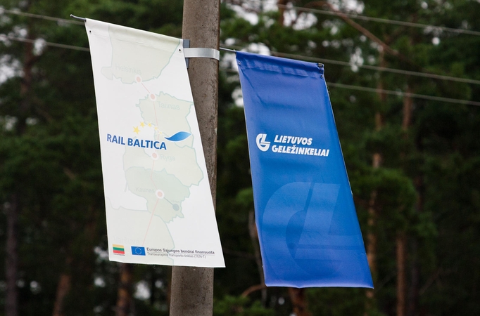 Praneša apie žemės sklypų paėmimą „Rail Balticos“ statybai
