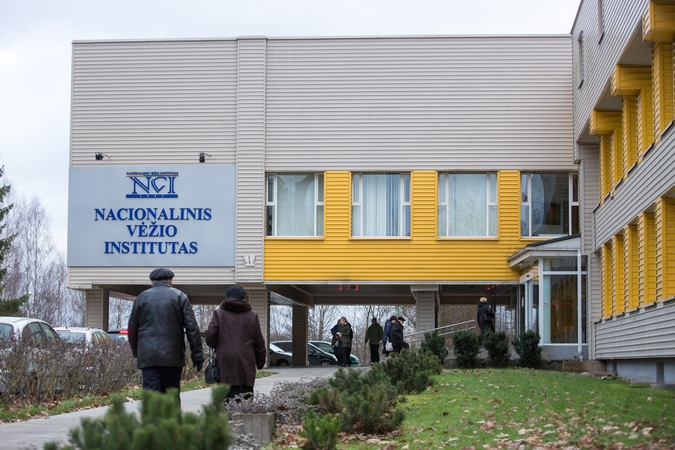 SAM vėl siekia perimti Nacionalinį vėžio institutą