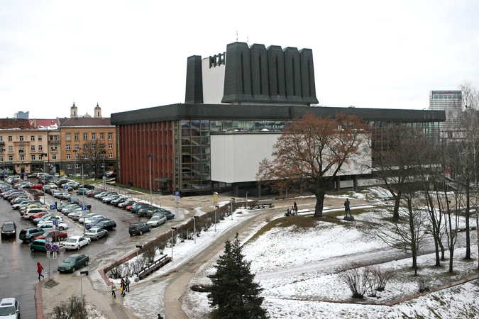 Vadovauti Operos teatrui kol kas panoro keturi pretendentai