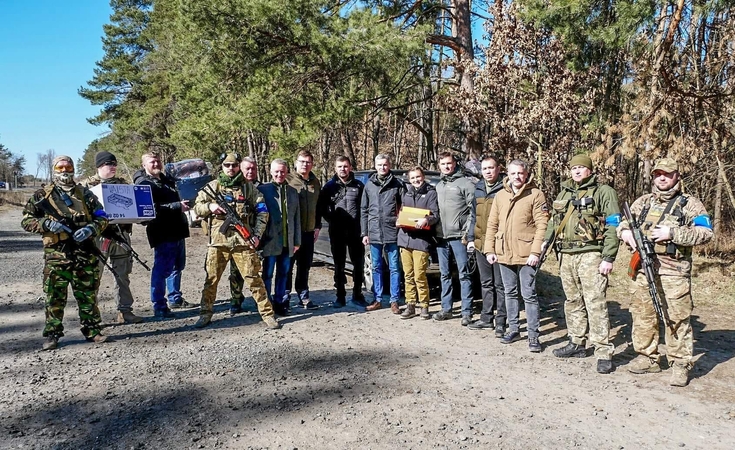 P. Saudargas: Ukrainoje neskraidymo zonos reikėtų virš humanitarinių koridorių