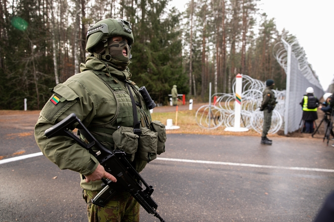 Seimas balsuos dėl karių įgaliojimų pratęsimo Baltarusijos pasienyje