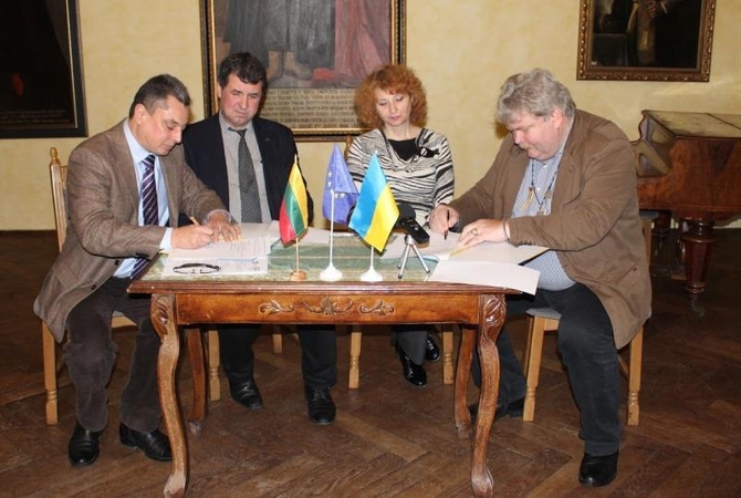 Bendradarbiaus Lvovo ir Trakų istorijos muziejai