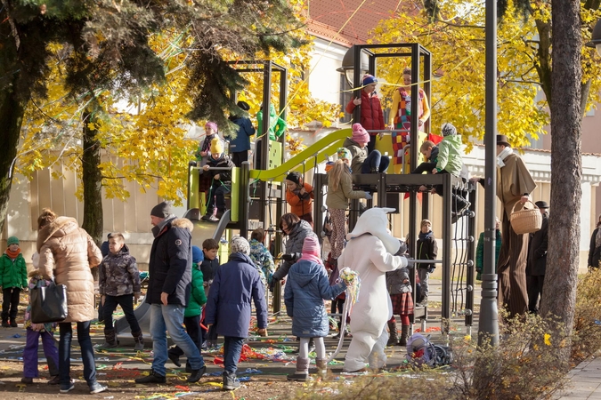 Įsigalioja griežtesni vaikų aikštelių priežiūros reikalavimai 