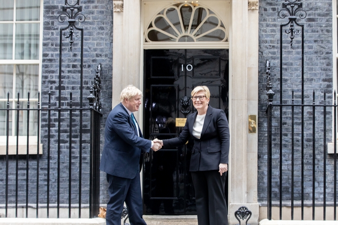 I. Šimonytė susitiko su B. Johnsonu: aptarė saugumo situaciją Europoje