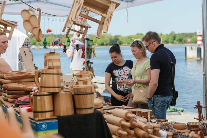 Prekybininkų mugė viliojo kvapais ir skoniais