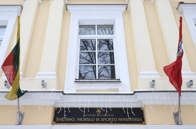 STT Švietimo ministerijos veikloje mato korupcijos rizikos veiksnių