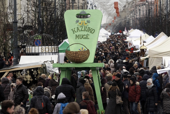 Šalčiai išgąsdino dalį Kaziuko mugės prekeivių