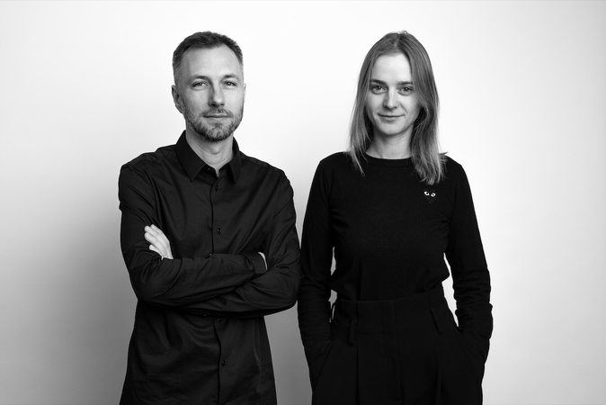 Menininkų U. Gelgudos ir N. Černiauskaitės duetas „Pakui Hardware“ 