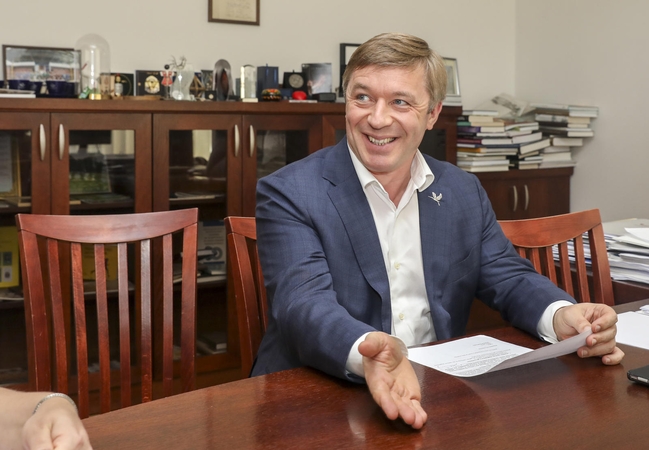 Politologė apie R. Karbauskio tapimą Seimo pirmininku: jam patogiau valdyti iš šono