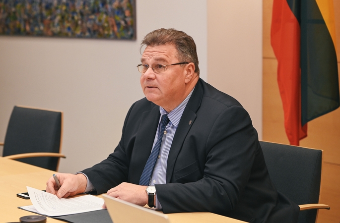 Atsisveikindamas su ambasadoriais L. Linkevičius kvietė išlaikyti dėmesį Rytų kaimynams