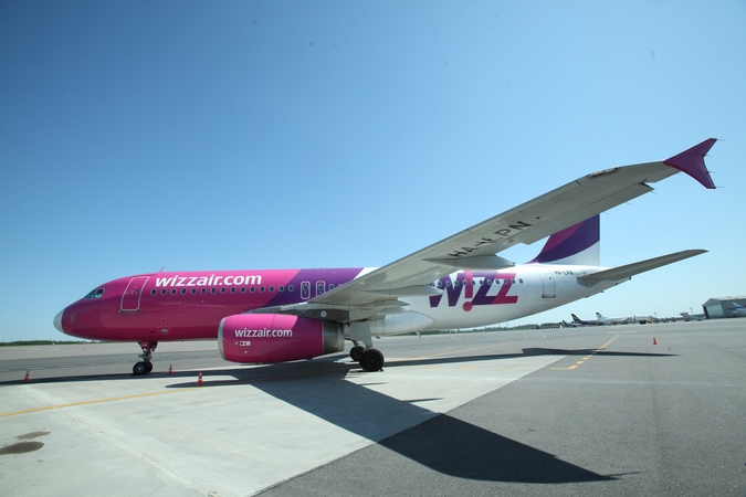 „Wizz Air“ akcija: Joninių dieną taiko 30 proc. nuolaidą visiems skrydžiams