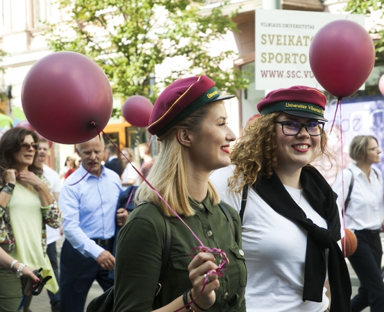 Valstybės kontrolė ragina tobulinti studijų kokybės užtikrinimą aukštosiose mokyklose