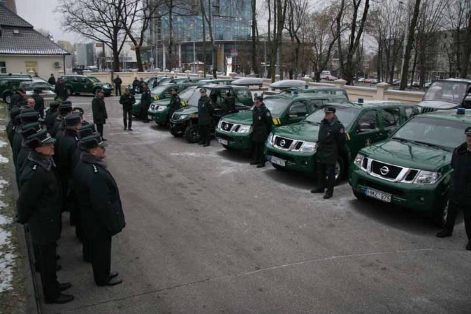 Karaliaučiaus tranzito kontrolei pasieniečiai gavo naujų transporto priemonių