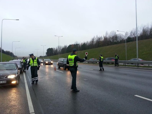 Reidas vakariniame aplinkkelyje: kas dešimtas vairuotojas – pažeidėjas