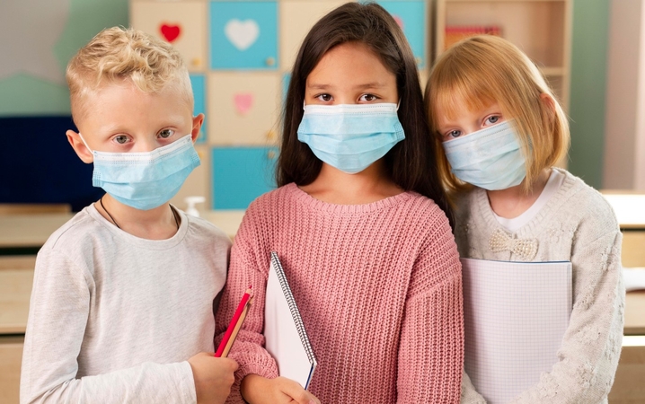 Pradinukai kitą savaitę pradeda atostogas, vyresnieji mokysis tik iš namų