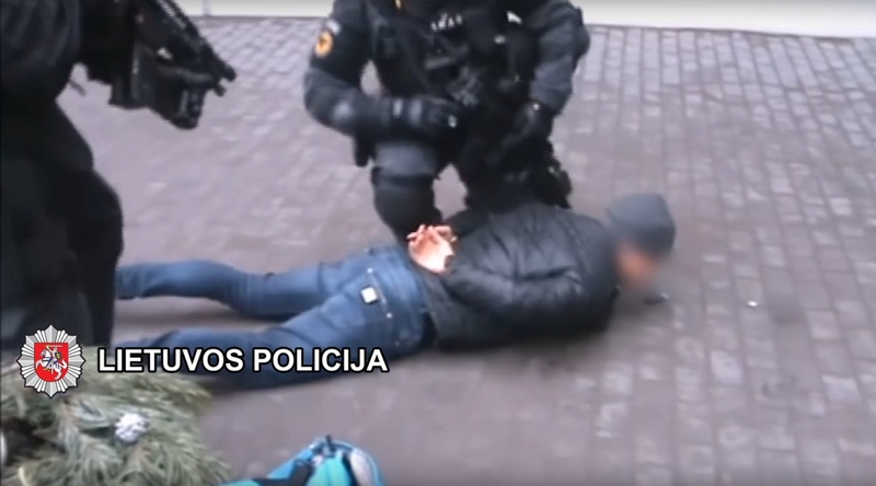 Per „Aro“ operaciją sulaikyti įtariami nusikaltėliai 