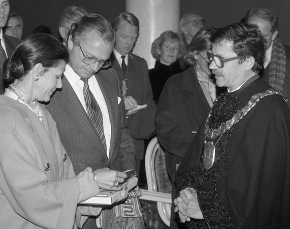 Švedijos karališkoji pora lankėsi VU 1992 m. spalį