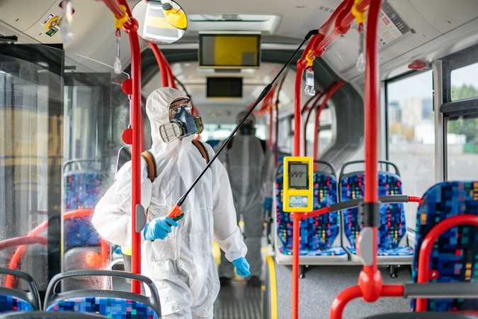 Vilniaus autobusai ir troleibusai bus dezinfekuojami dar dažniau