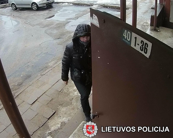 Priekabiautojas, puldinėjantis nepilnametes – tik policijos reikalas?
