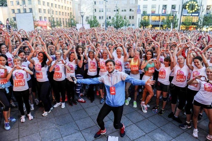 NIKE naktinio moterų bėgimo metu keisis viešojo transporto eismas