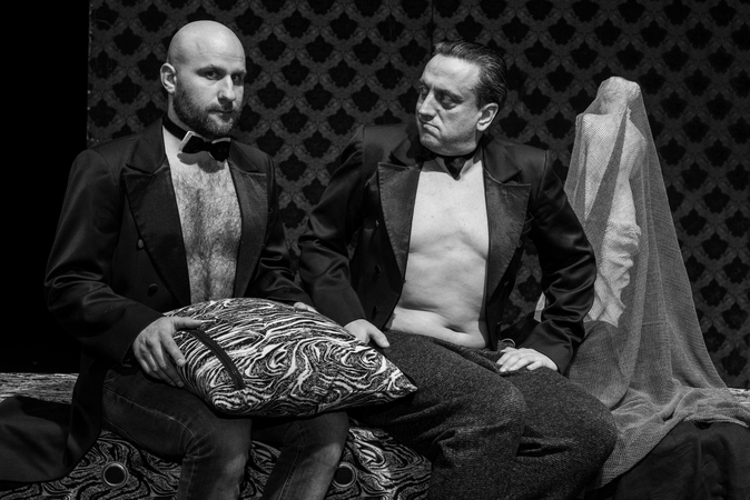 L. Goldsteino pjesės „Dovydas ir Eduardas“ repeticijos Klaipėdos pilies teatre akimirka.