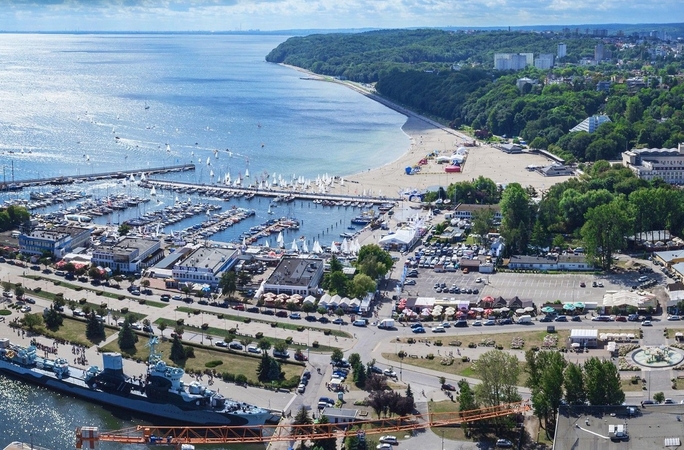Lenkijos siekis išvalyti Baltijos jūrą nuo cheminio ginklo susijęs ir su savanaudišku interesu labiau pristatyti tripolį kaip išskirtinį šalies pajūrio perlą.