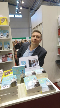 A. Kaluginas naujoje knygoje moko atrasti savo kelią į laimę