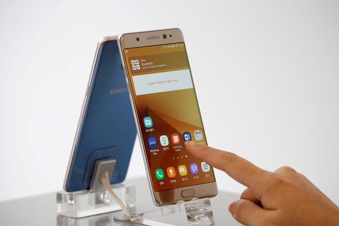 Žiniasklaida: „Samsung“ stabdo „Galaxy Note 7“ gamybą