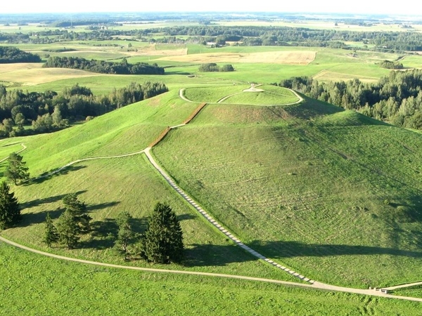Šatrijos kalnas Varnių RP