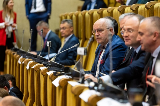 NATO šalių parlamentarai Vilniuje ragino nedelsti su sprendimais dėl ukrainietiškų grūdų