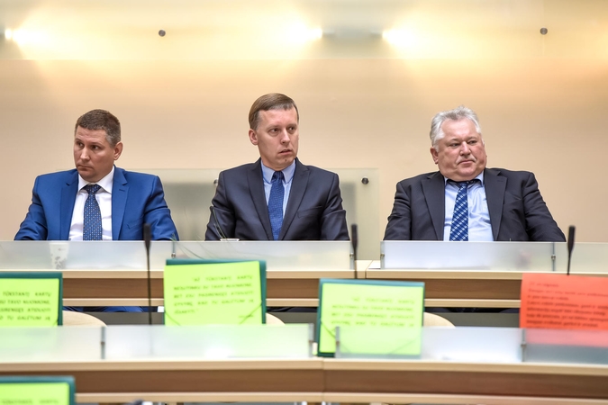 Paskirti trys savivaldybės administracijos vadovo pavaduotojai