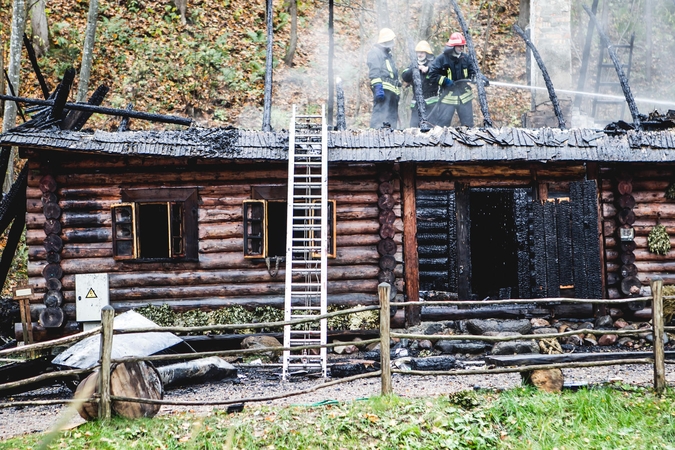 Liaudies buities muziejuje Rumšiškėse sudegė pirtis 