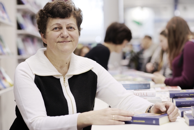 Keturioliktą knygą išleidusi I. Buivydaitė: noriu valdyti savo herojus, jų poelgius ir gyvenimą