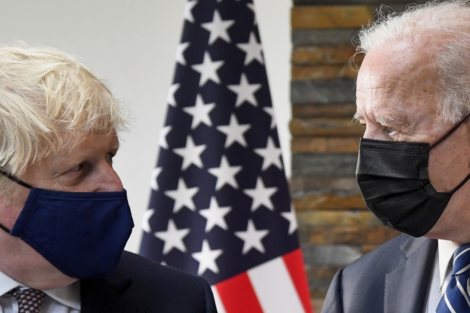 Borisas Johnsonas ir Joe Bidenas