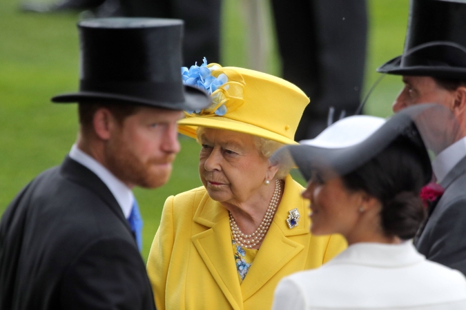 Britų karalienė pasveikino hercogienę Meghan su 40-uoju gimtadieniu