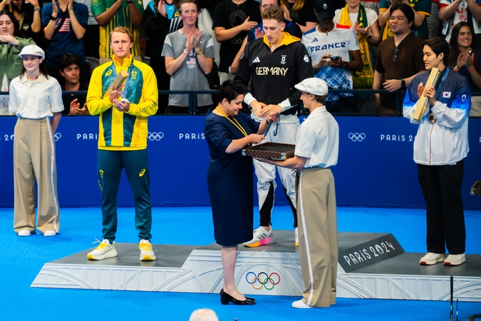 LTOK prezidentė Paryžiuje apdovanojo olimpinius medalininkus