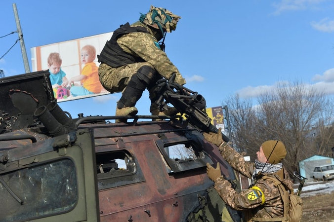 Rusijos srities vadovas apkaltino Ukrainą smogus pasienio miestui, Ukraina kaltinimus atmeta