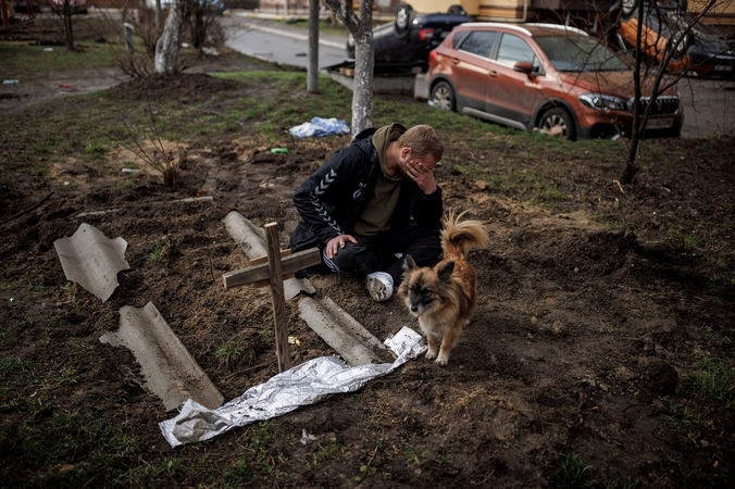 Bučos meras apie nužudytų civilių paieškas: lavonai gatvėse pragulėjo ne dieną, juos ėdė šunys
