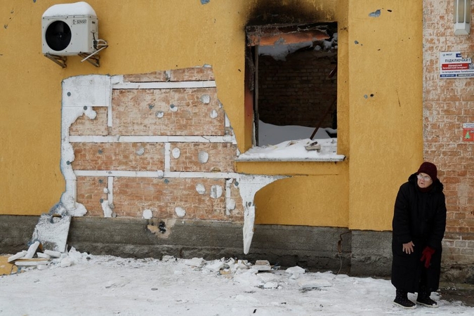 PEN ataskaita: rusų kariai atakomis siekia „ištrinti“ Ukrainos kultūrą