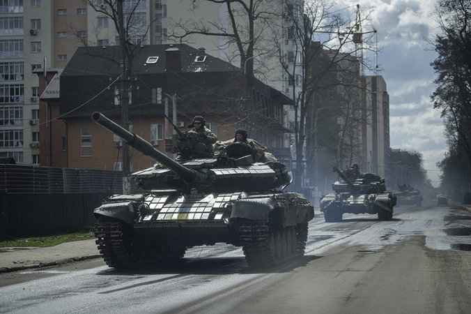 Kyjivas: Rusijos kariuomenė rengiasi pulti Rytų Ukrainą
