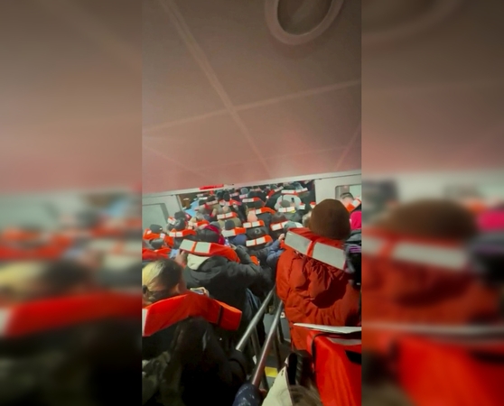 Staten Ailando kelte kilus gaisrui evakuoti keleiviai